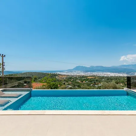 Miss Kalkan Uezuemlue