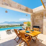 Miss Kalkan Uezuemlue Villa *